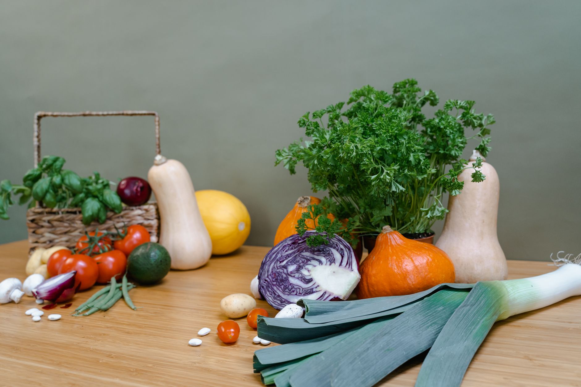 Fresh vegetables on a table used to plan targeted nutrition therapy in Jacksonville, FL